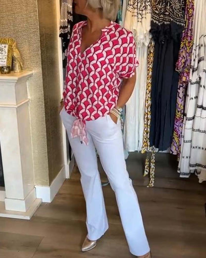 Short-sleeved V-neck printed casual top