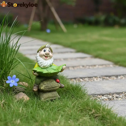 🍃 Birdie Butler Gnome™, Whimsical Leaf Feeder Garden Statue