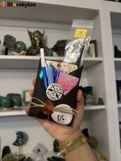 🔮 Blind Date With A Tarot Deck – A Magical Surprise Waiting To Be Discovered