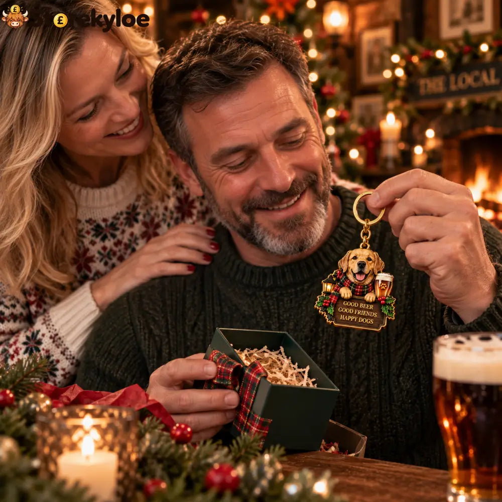 Labrador Pub Christmas Wooden Keychain | Good Beer Good Friends Happy Dogs Keyring For Dog & Beer Lovers
