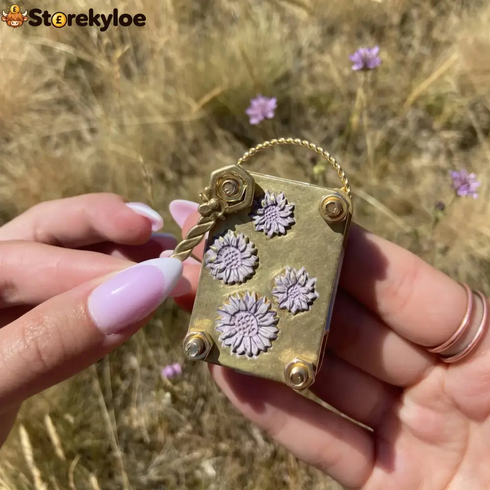🌼Mini Flower Press | Small Portable Pocket Press - Sunflower