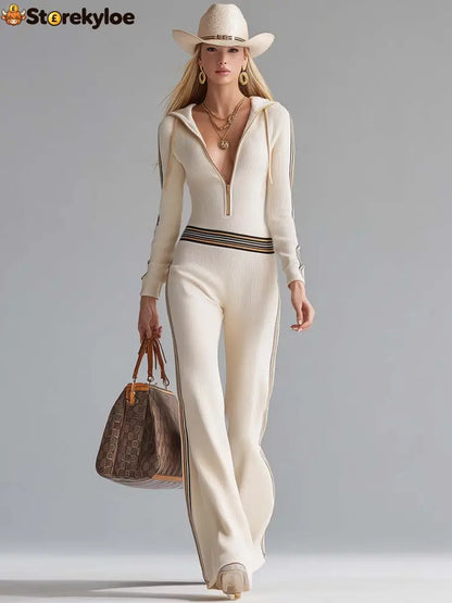 Retro Fashion Sports Hooded V-neck Front Zipper Off-white Knitted Jumpsuit