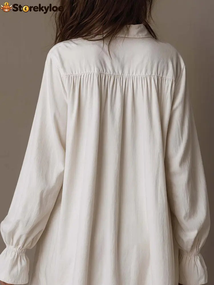 Retro-style Lace Irregular Hem Long-sleeved Mini Dress