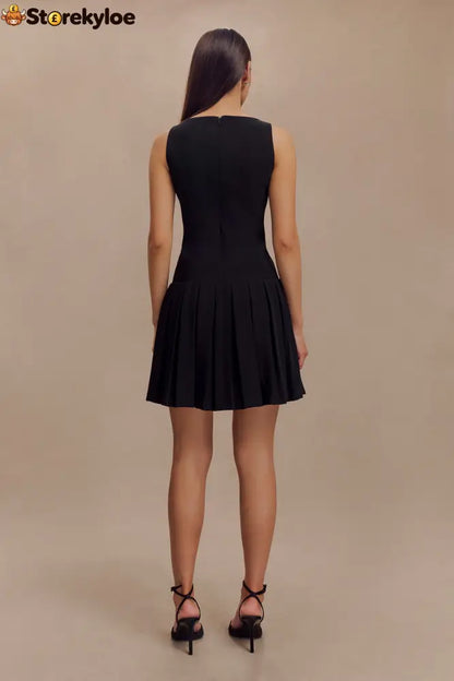 Sleeveless Pleated Mini Dress - Black