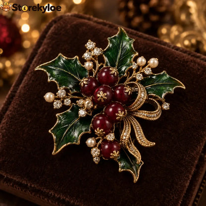 🎄✨Vintage Christmas Holly & Pinecone Brooch Collection 🎄✨ - Berries